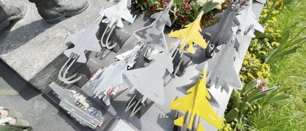 “海空卫士”王伟父亲辞世,生前最关注的是… “海空卫士”王伟父亲辞世,生前最关注的是…