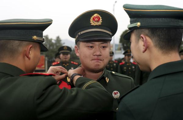 再见，我的战友！武警重庆总队船艇支队举行老兵退伍仪式