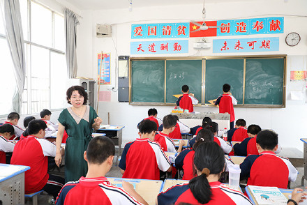 厦门：新增学位5.9万个 启动“百校焕新”工程