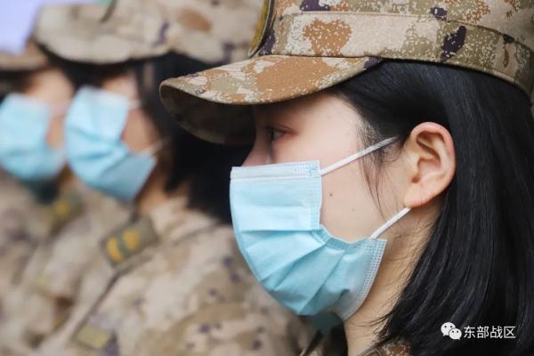 敬礼!送老兵! 敬礼!送老兵!