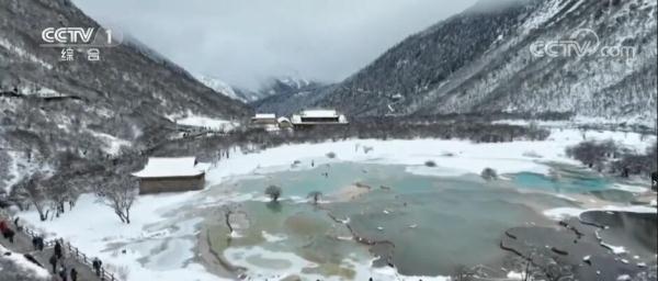 奋进的春天 | 数措并举“点燃”消费 促市场回暖升级