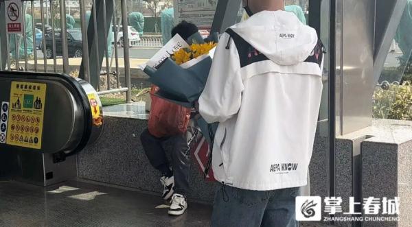 全国最浪漫地铁站~就在昆明→