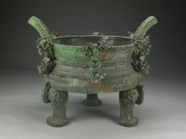 王子午鼎与吴王僚剑在无锡博物院同时展出