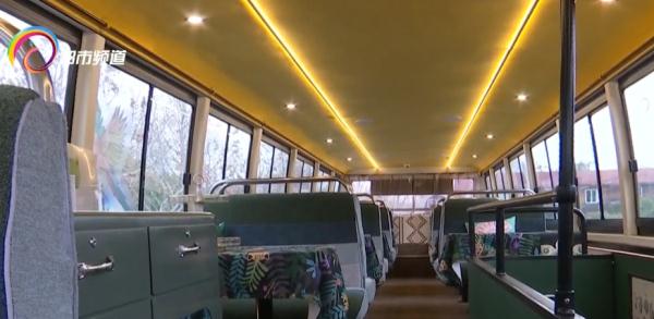 “咖啡巴士”来了！公交车变身移动咖啡屋，昆明人又解锁了新玩法！