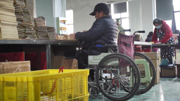 陆鸿，感动中国！