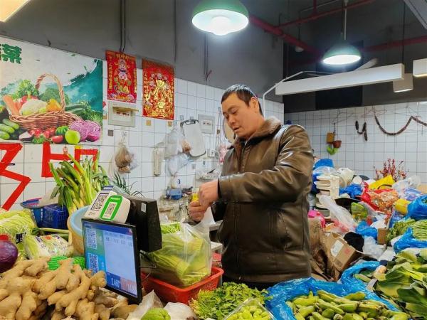 想不到！每个上海人至少吃掉10斤春菜！还有超市卖河豚……