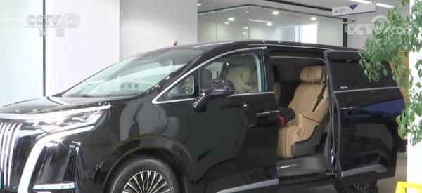 直通两会 | 新能源汽车成消费增长和产业发展新亮点 直通两会 | 新能源汽车成消费增长和产业发展新亮点