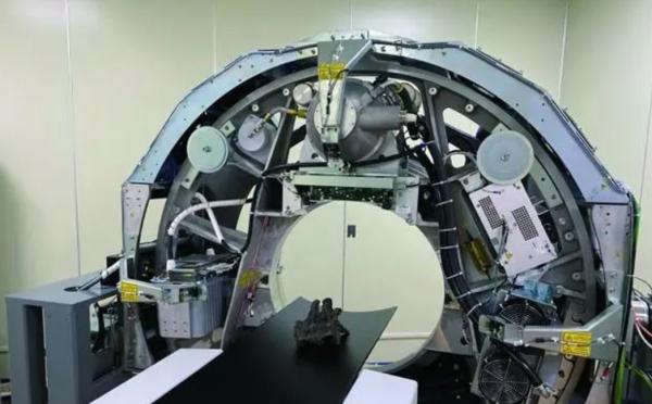 全国首例！广州古生物学家为1.5亿岁恐龙问诊