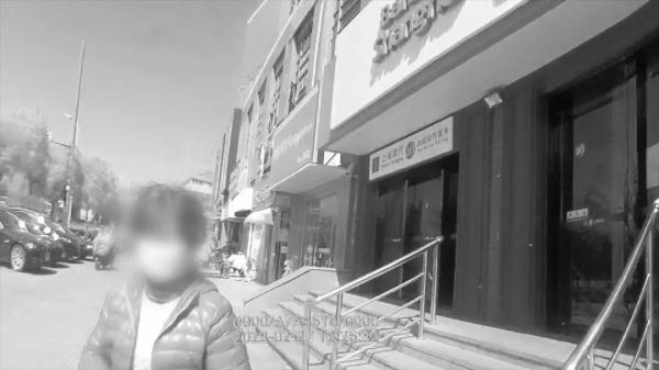 骗子用“高回报”引诱老人上当 民警劝阻千钧一发