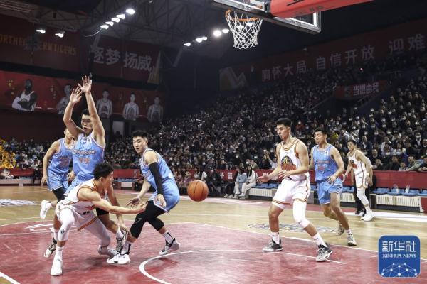 CBA常规赛 | 吉林九台农商银行胜山东高速