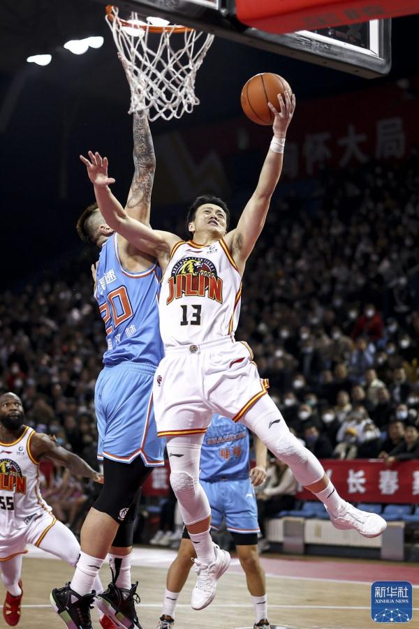 CBA常规赛 | 吉林九台农商银行胜山东高速