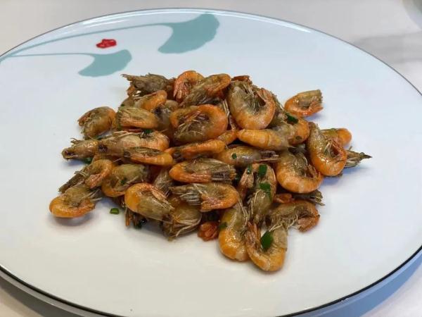 上海人吃了80多年的老字号回来了！TA曾是老卢湾们的“第二食堂”