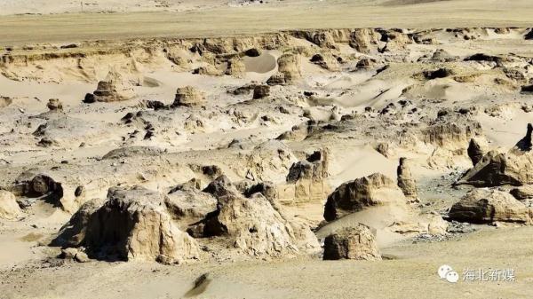 奇幻!青海这里现“沙漠雅丹”美景 奇幻!青海这里现“沙漠雅丹”美景