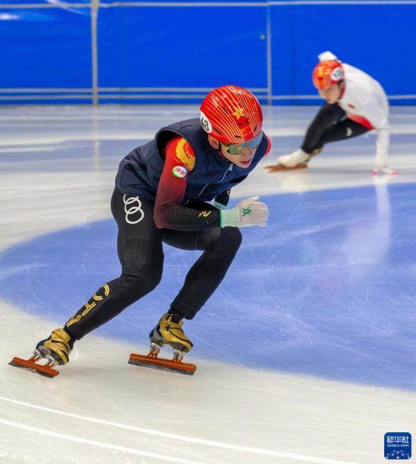 短道速滑——世锦赛:中国队进行赛前训练 短道速滑——世锦赛:中国队进行赛前训练