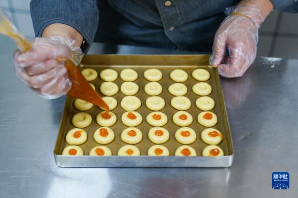 金叵罗“长”出小米酥