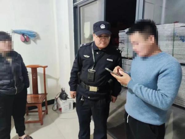 警察上门日常检查,意外“搅黄”了几百万的大生意 警察上门日常检查,意外“搅黄”了几百万的大生意