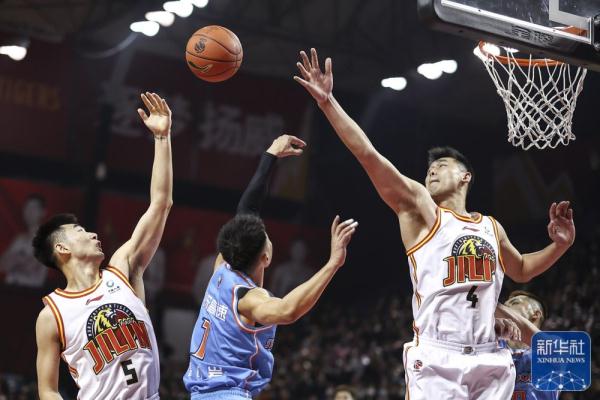 CBA常规赛 | 吉林九台农商银行胜山东高速