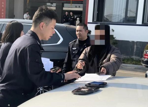 专门针对豪车！一晚上疯狂作案43起，手法专业，防不胜防！