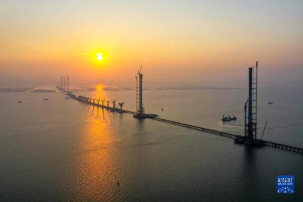 黄茅海跨海通道雏形初现