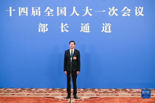 国家体育总局局长高志丹：振兴“三大球”，打好足球翻身仗