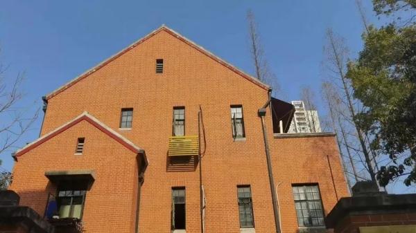 跟络腮胡“姑姑”荡荡阿拉愚园路,听老房子名人故事会 跟络腮胡“姑姑”荡荡阿拉愚园路,听老房子名人故事会