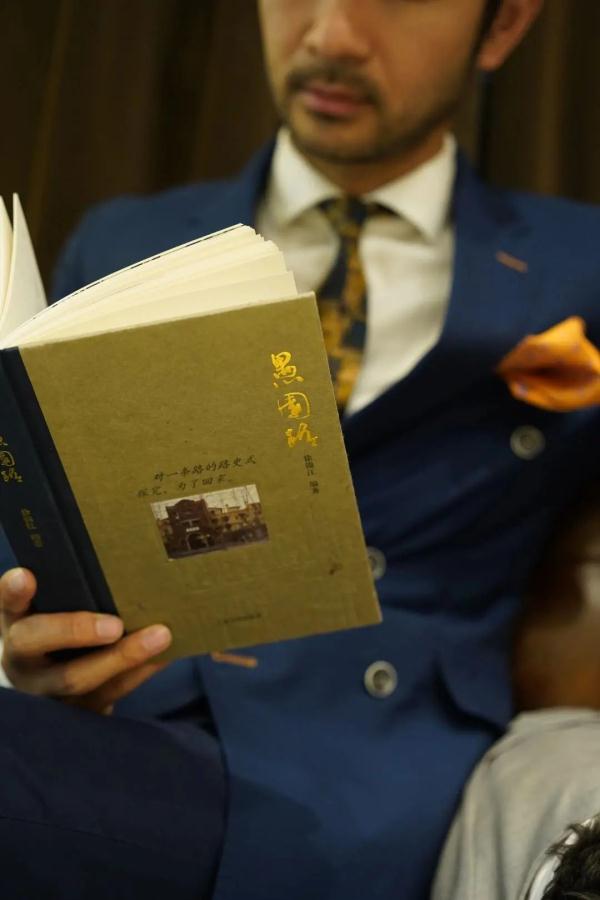 跟络腮胡“姑姑”荡荡阿拉愚园路,听老房子名人故事会 跟络腮胡“姑姑”荡荡阿拉愚园路,听老房子名人故事会