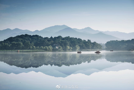“无论哪一站下车都是景点!”西湖环线首日客流达1.7万余人次 “无论哪一站下车都是景点!”西湖环线首日客流达1.7万余人次