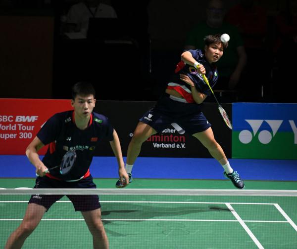 德国羽毛球公开赛 | 李诗沣完胜桃田贤斗,陈雨菲、何冰娇无缘决赛 德国羽毛球公开赛 | 李诗沣完胜桃田贤斗,陈雨菲、何冰娇无缘决赛