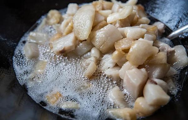 常见的4个用油误区，第一个人人都容易犯！