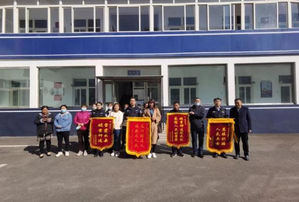“老师”收钱，警察退钱... 看完这个案例一定要当心！