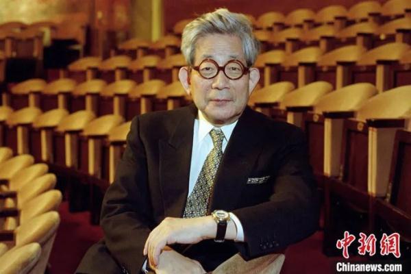 日本反战文学家大江健三郎去世，与中国有不浅渊源