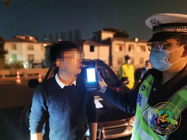 家里老人走丢,他情急之下…… 家里老人走丢,他情急之下……