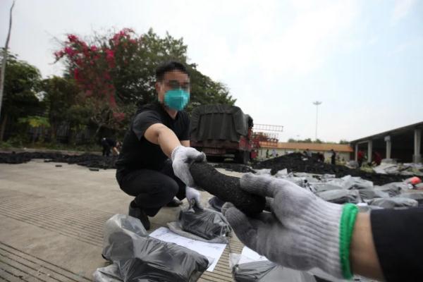 15天蹲守，15小时清点！云南瑞丽警方破获一起特大运输毒品案……