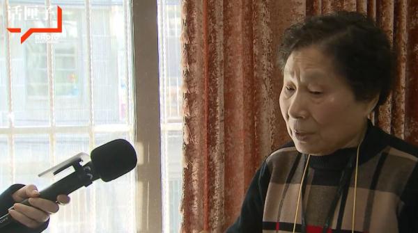 居民崩溃！苍蝇每天盘旋窗外，天热时铺天盖地，只因楼下邻居…