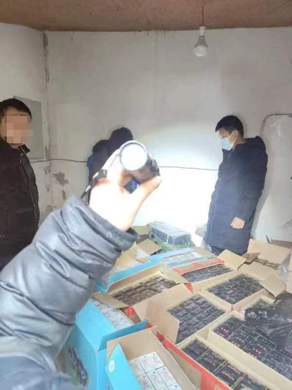 倒卖假烟月入10万?修理工被高薪诱惑误入歧途 倒卖假烟月入10万?修理工被高薪诱惑误入歧途