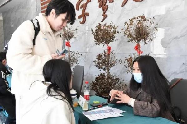 学校为了给我找工作,真是费尽了心思…… 学校为了给我找工作,真是费尽了心思……