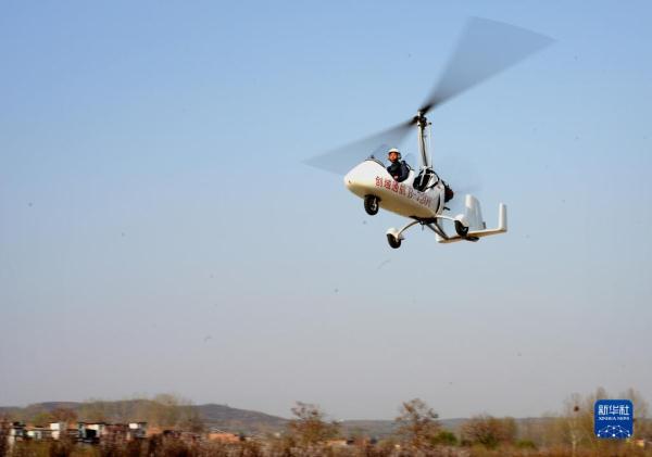 从航模到旋翼机，他让梦想“飞”进现实