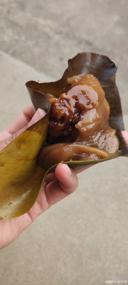 有流心还拉丝,广西街头糯唧唧美食,你确定不想尝一尝吗?你们那里它叫什么? 有流心还拉丝,广西街头糯唧唧美食,你确定不想尝一尝吗?你们那里它叫什么?