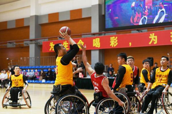 全国轮椅篮球训练营在京闭营