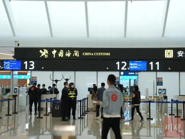 在成都打飞的千万别跑错机场！最全指南→