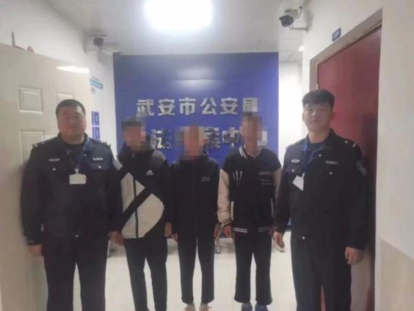 3人被抓!警方提醒:买卖手机卡是违法犯罪 3人被抓!警方提醒:买卖手机卡是违法犯罪