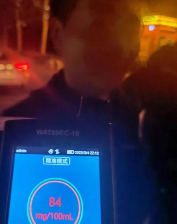 苦等近五年只想重新取得驾驶证 谁知一个举动又要再等五年......