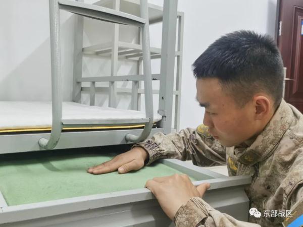 新兵班长，就位！