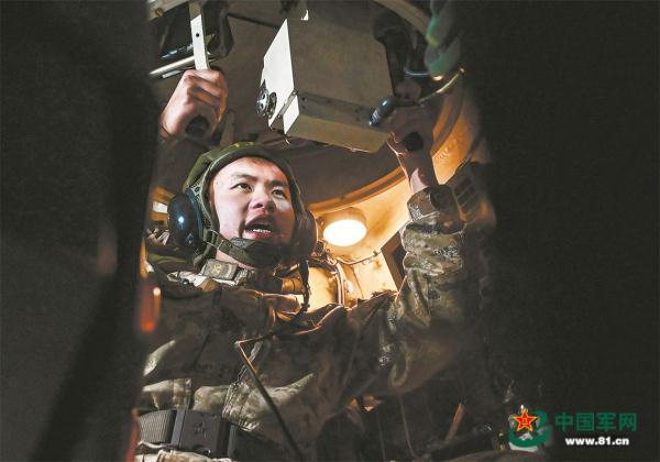 第73集团军某旅开展实弹射击演练