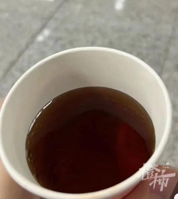 乘客晕倒后被“投喂”，杭州地铁回应