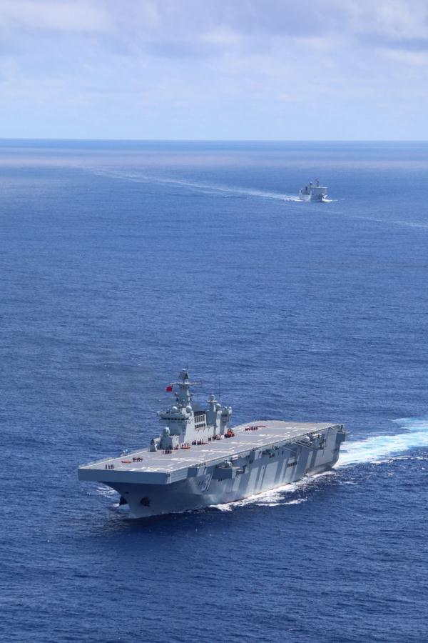 精彩大图!南部战区海军踏浪出击砺精兵 精彩大图!南部战区海军踏浪出击砺精兵