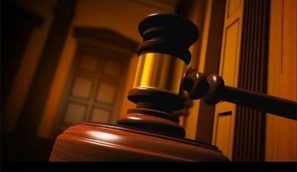 9龄童玩滑梯“撞车”致隐私部位受伤,家属索赔10万!法院判了 9龄童玩滑梯“撞车”致隐私部位受伤,家属索赔10万!法院判了