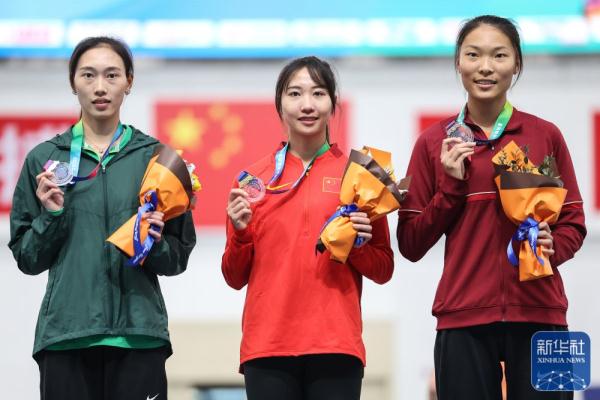 全国室内田径锦标赛：女子800米赛况