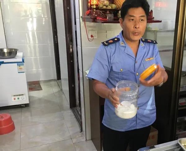 厦门一小吃店老板刘某，被提起公诉！