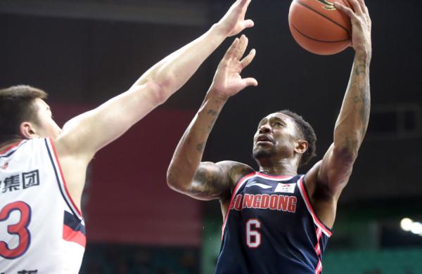 CBA常规赛：广州龙狮不敌广东东莞大益